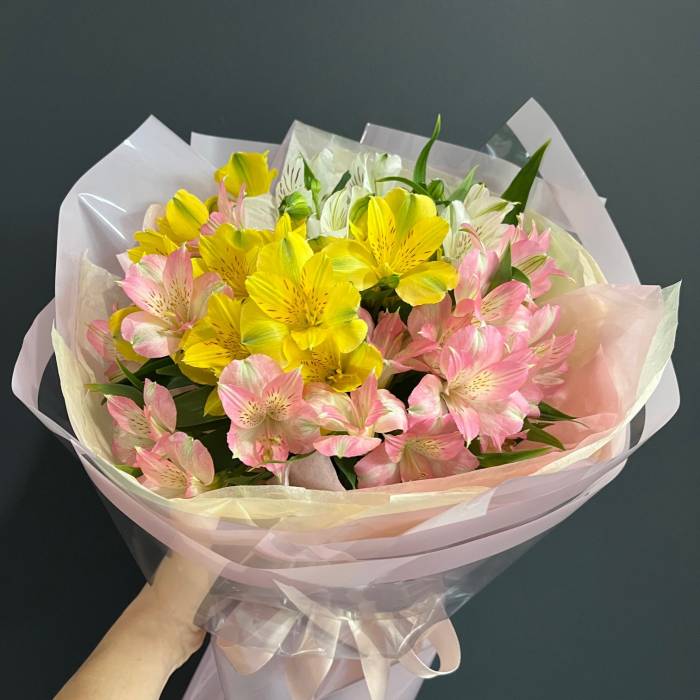 Цветы с доставкой в Минске от интернет-магазина DAFLOR.BY